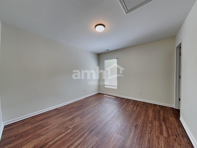 Building Photo - 5114 Wetlands Dr