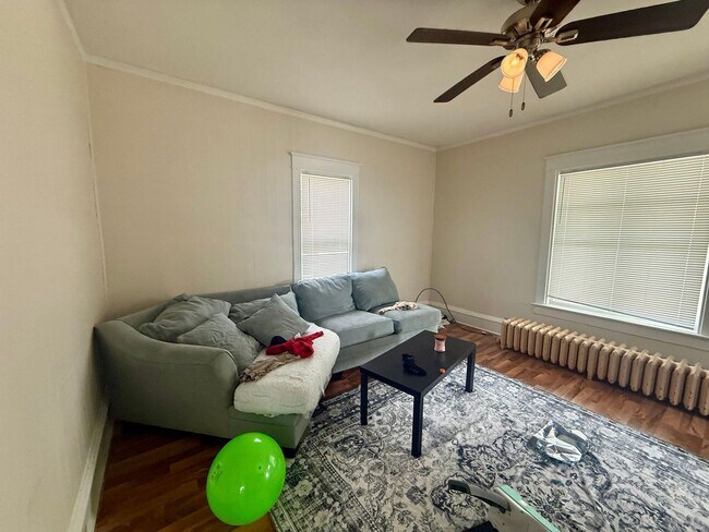 Building Photo - 1222 Prospect Ave