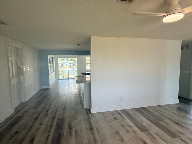 Building Photo - 13428 Neptune Dr