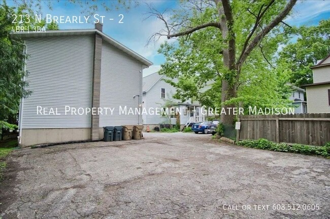 Building Photo - 213 N Brearly St