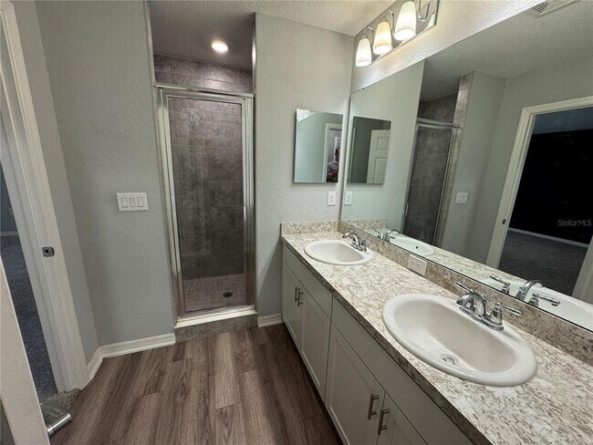 Building Photo - 3082 Fieldwood Cir