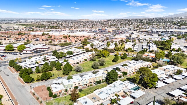 Building Photo - 244 Paso Noble Dr