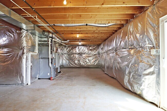 Building Photo - Pet-Friendly Holly Hill Home With Fenced Yard