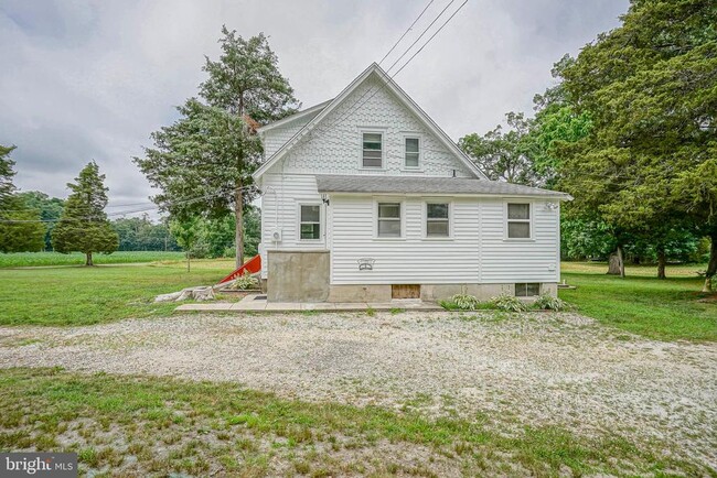 Building Photo - 3658 Tuckahoe Rd