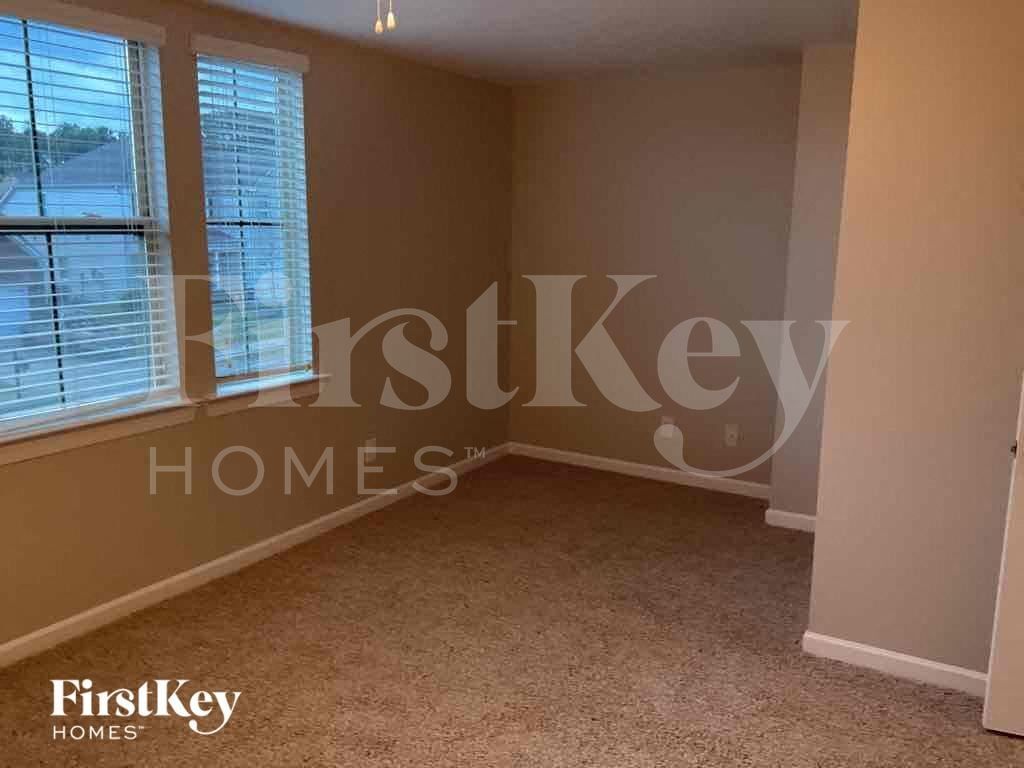 Building Photo - 1076 Riviera Dr