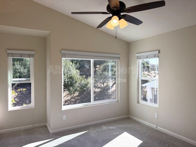 Building Photo - 11877 Spruce Run Dr