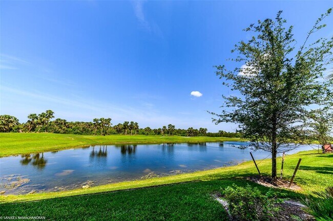 Building Photo - 14091 Heritage Landing Blvd