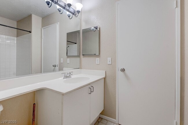 Building Photo - 5000 Red Rock St