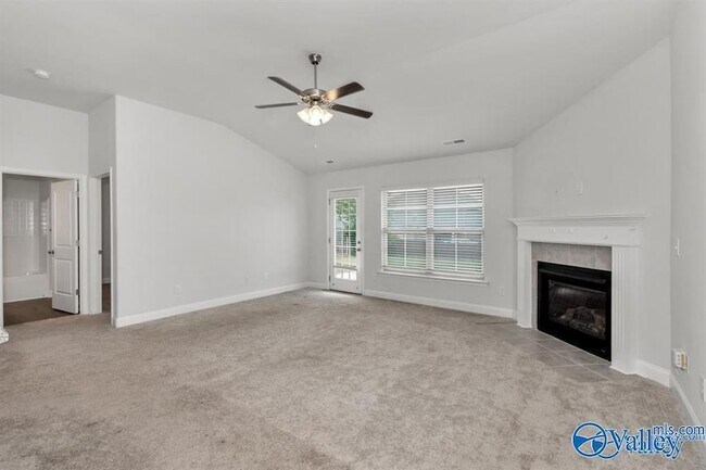 Building Photo - 283 Harold Murphy Dr