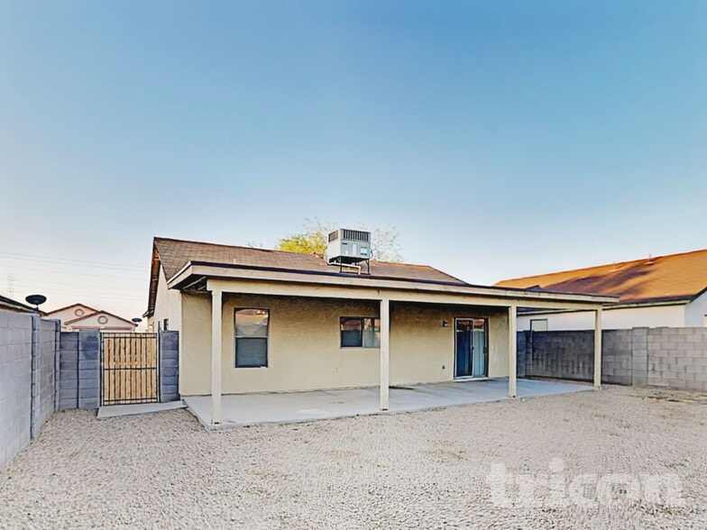 Building Photo - 11514 W Wethersfield Rd