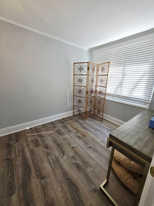 Building Photo - Beautiful Bungalow In the Twin Beaches