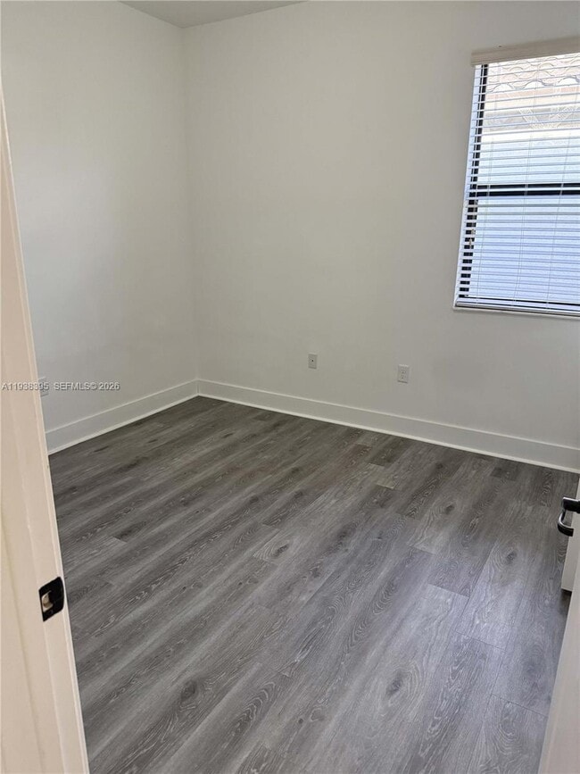 Building Photo - 3299 W 96 Pl