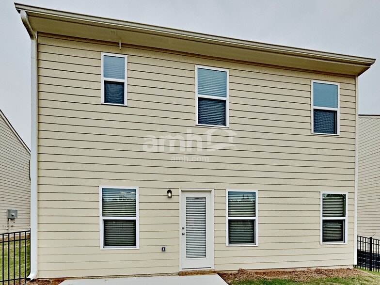 Building Photo - 604 Woodall Rd