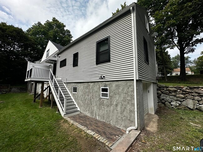 Building Photo - 70 East St