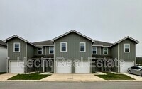 Building Photo - 9919 Grove Mist