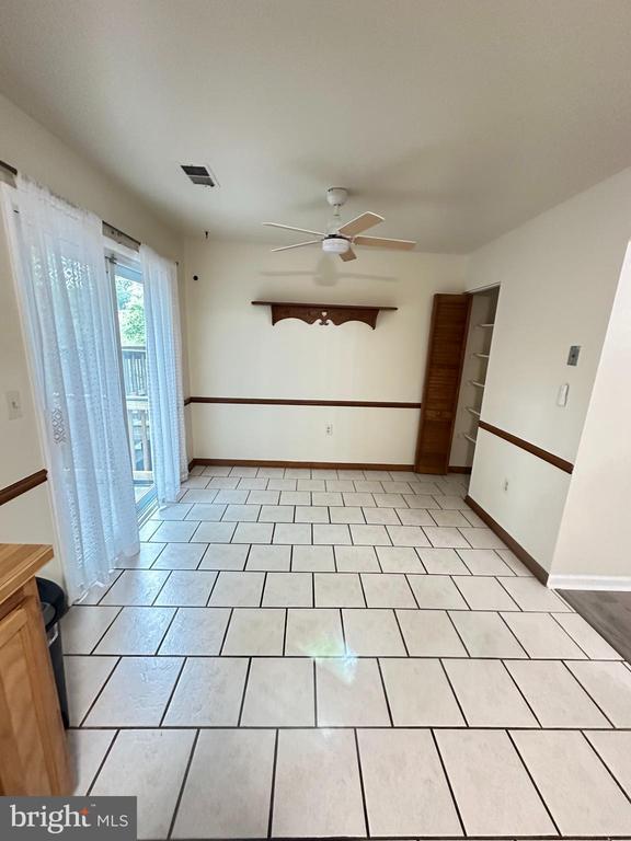Building Photo - 7122 Cipriano Springs Dr