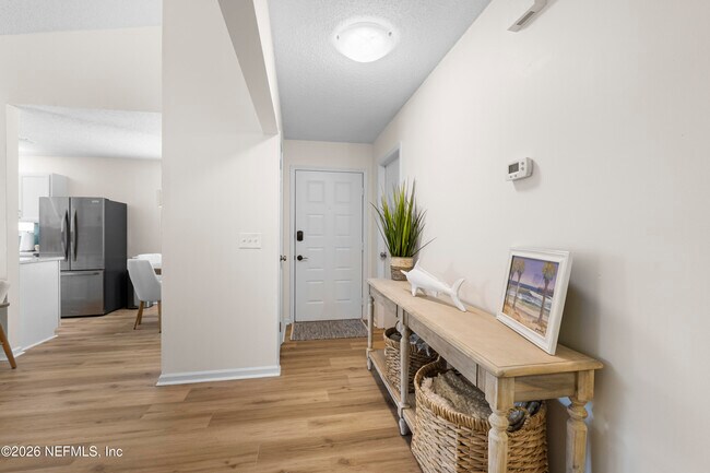 Building Photo - 1105 Mimosa Cove Ct W