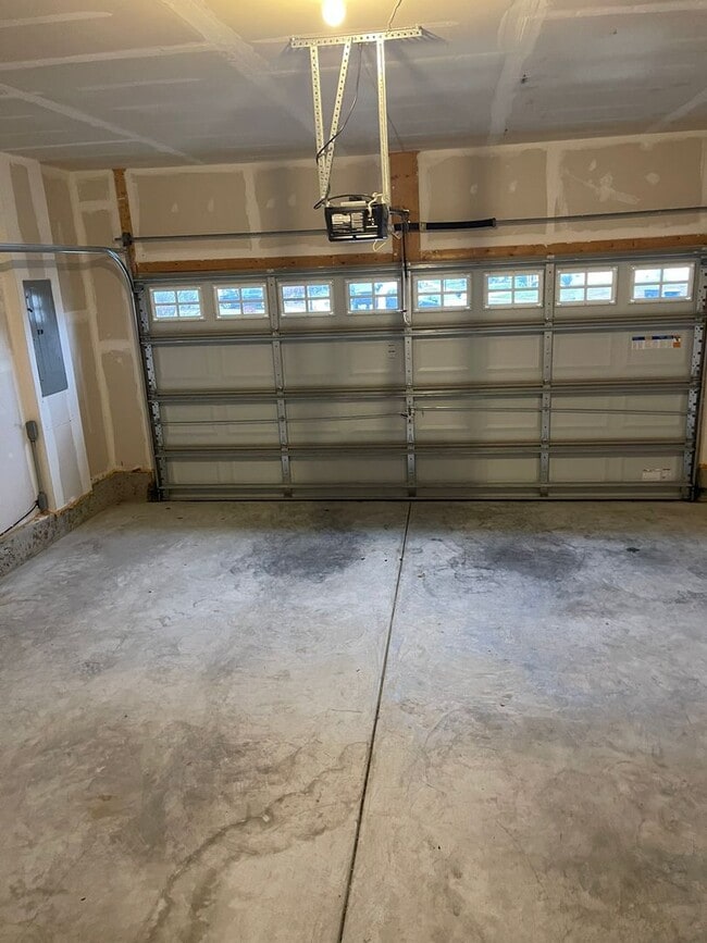 Building Photo - Dover - Clearview Meadow