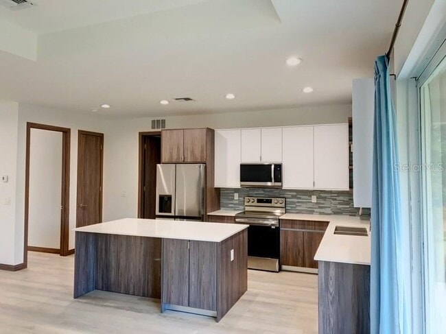 Building Photo - 2939 Billberry St