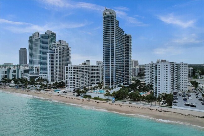 Building Photo - 3101 S Ocean Dr