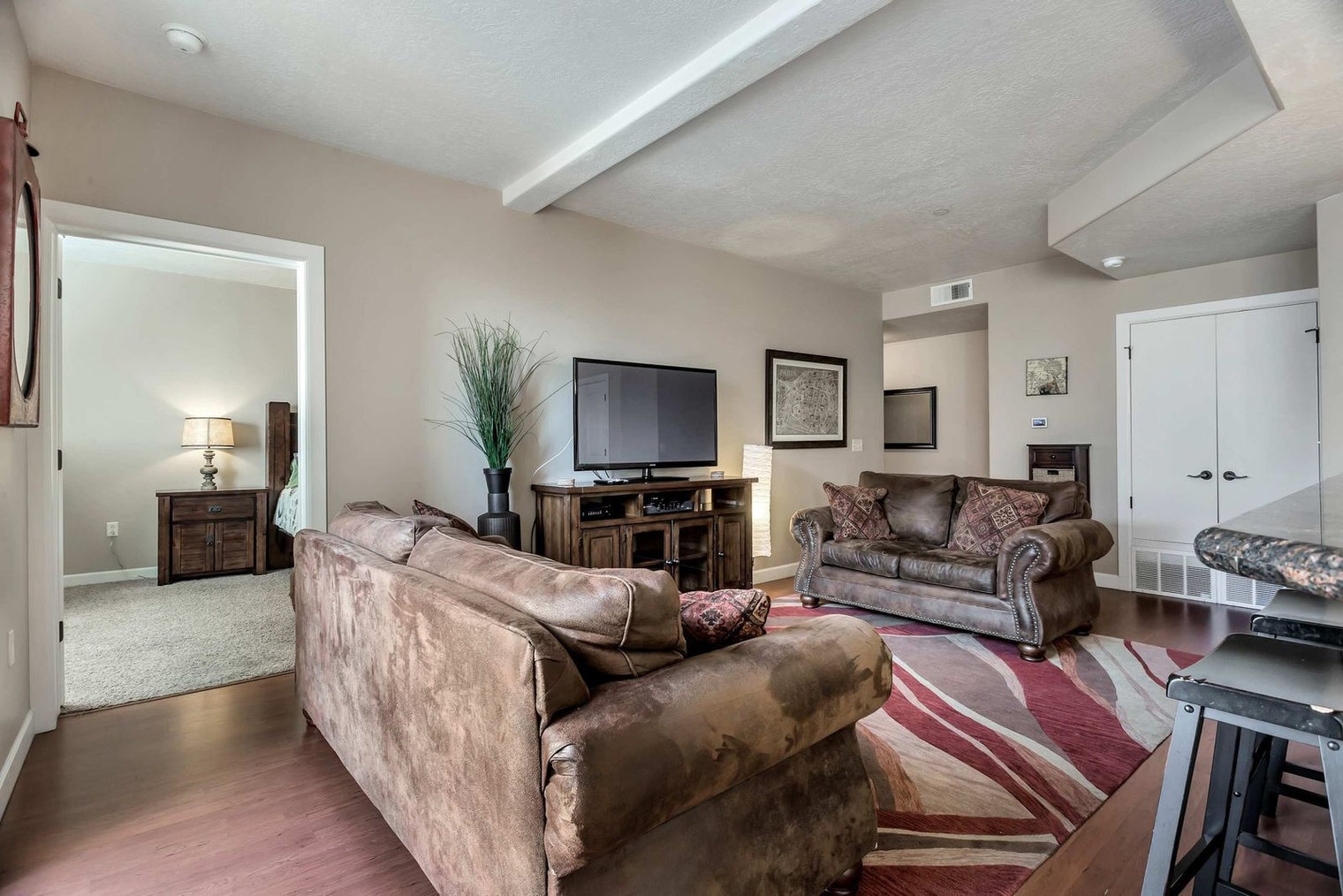 Building Photo - 606 W S Temple St