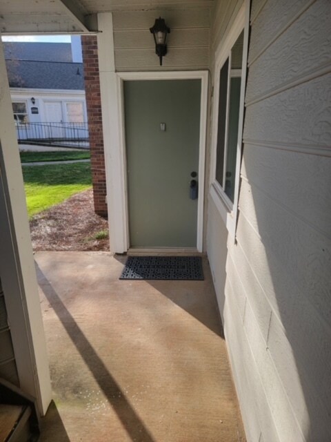 Exterior View - 3209 Heathstead Pl