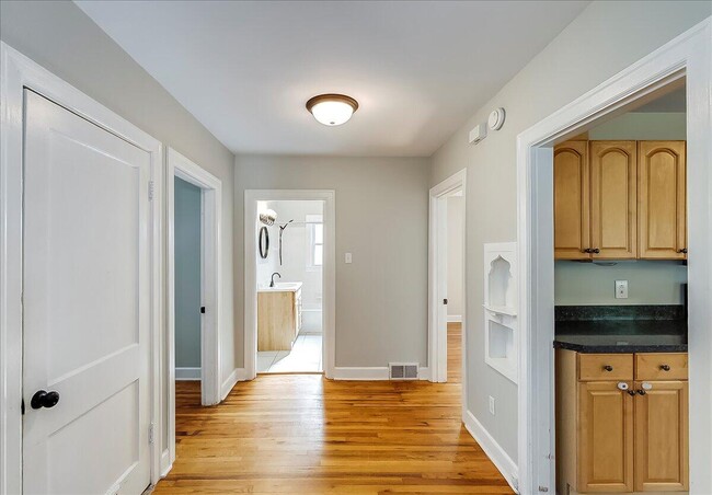 Building Photo - 1120 Liberty Rd