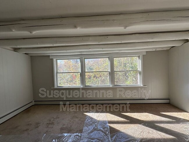 Building Photo - 1250 Whitetail Ln
