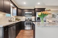 Building Photo - Beautiful Serrano Townhome with Walk-out Basement