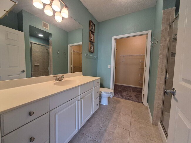 Building Photo - It's a lifestyle!