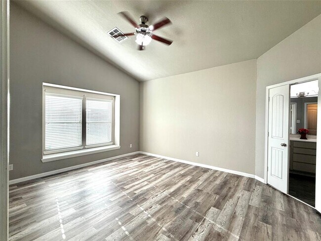 Building Photo - 7403 Cypress Pin Oak Dr
