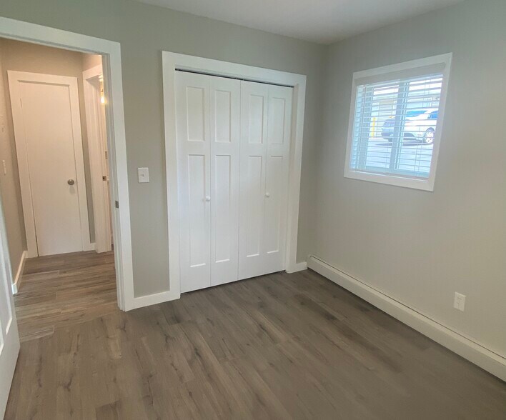 Bedroom Pic 1 - 609 Market St S