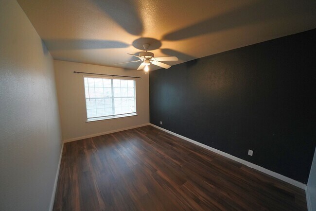 Building Photo - 68 Chapel Hill Cir