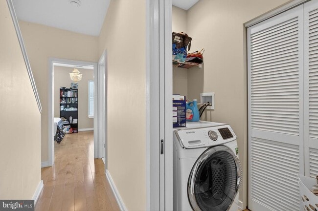 Building Photo - 1504 Earl St