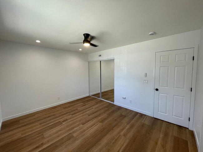 Building Photo - Freshly Remodeled & Full of Charm on Banbury