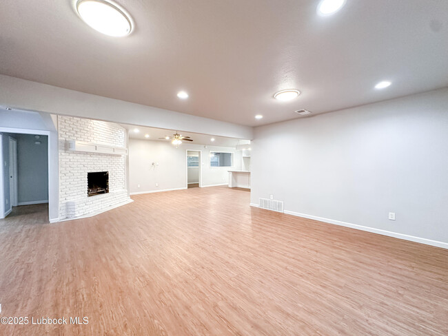 Building Photo - 4311 59th St
