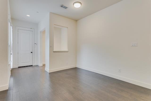 Building Photo - 4064 Washburne Dr