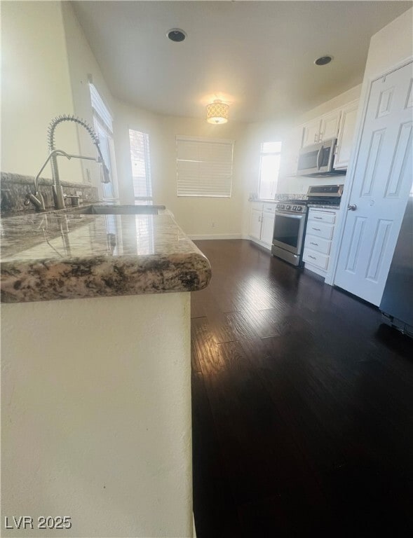 Building Photo - 660 Bonanza Plain Ave