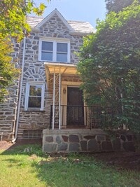 Building Photo - 2413 N 50th St