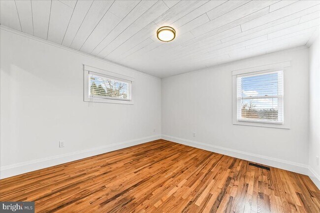 Building Photo - 919 S Concord Rd