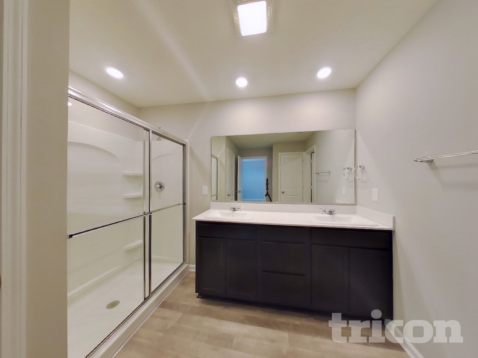 Building Photo - 9137 Hemingway Dr