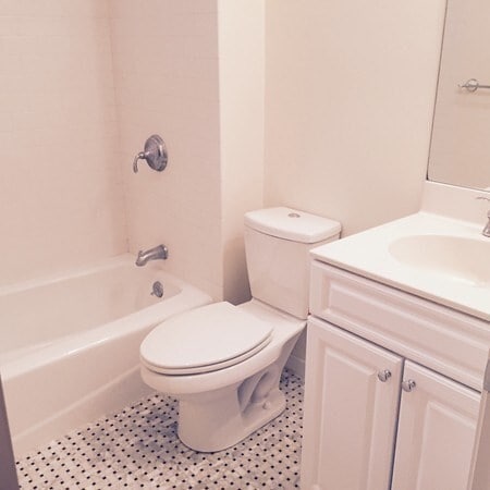 Building Photo - 20 Chapel St