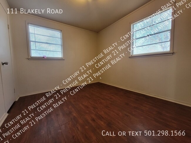 Building Photo - 111 Blakely Rd