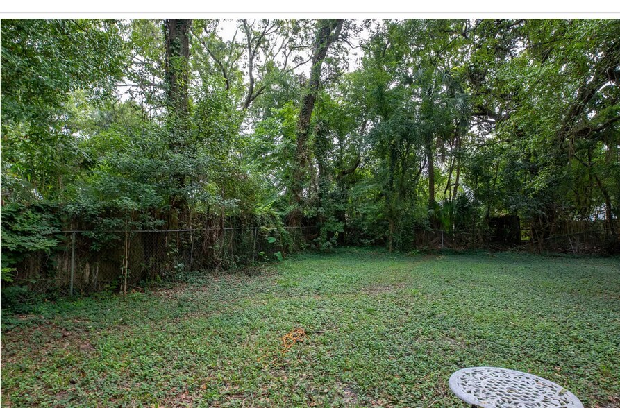 Building Photo - 2678 Ernest Street