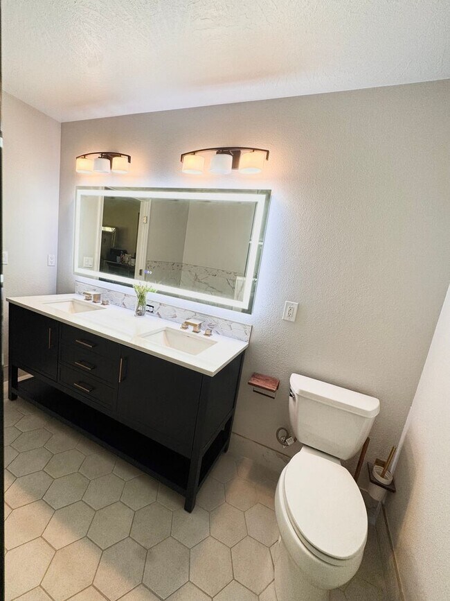 Building Photo - 4 Bedroom Available now in Meridian