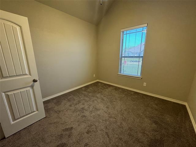Building Photo - 6611 Pinehurst Dr
