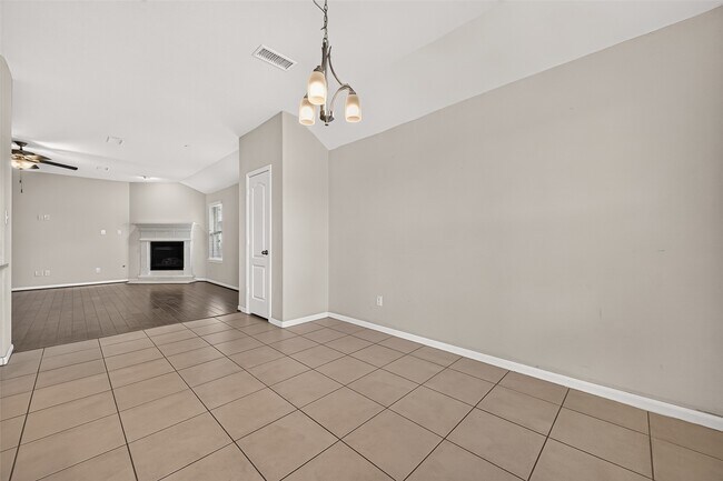 Building Photo - 26602 Yukon Straight Dr