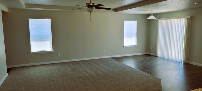 Building Photo - New home for Rent!