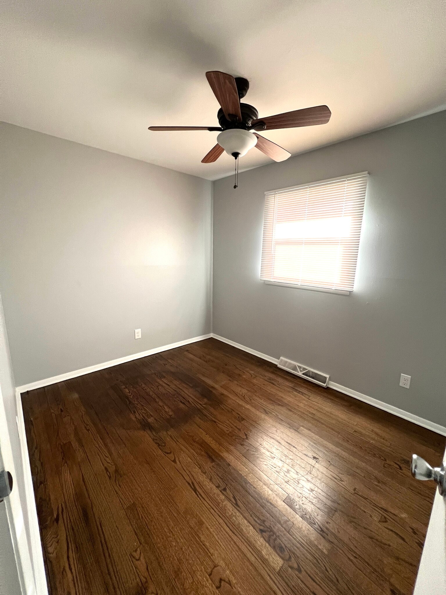 Bedroom 1 - 18909 Lorenz Ave