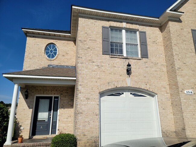 Primary Photo - 2316 Dovedale Dr